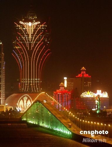 2025年新澳門今晚開什么,探索未來之門，新澳門今晚的開獎(jiǎng)?lì)A(yù)測與娛樂產(chǎn)業(yè)的未來展望（關(guān)鍵詞，2025年，新澳門，今晚開什么）