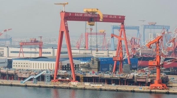 2024新澳正版免費資料048期 32-39-01-41-27-10T：06,探索2024新澳正版免費資料第048期，關鍵詞解析與預測